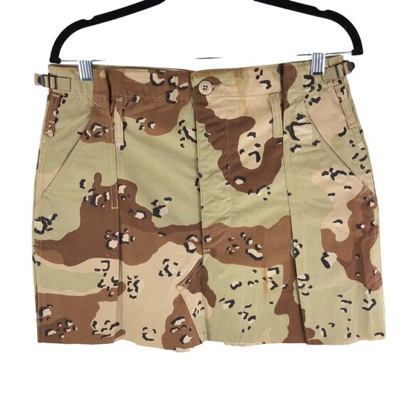 Re/Done Upcycle Skirt Pocket Buttoned Raw Hem Button Fly Camo Brown Beige M